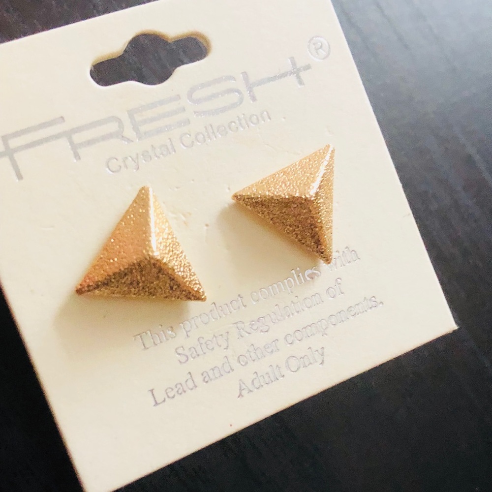 Gold Pyramid Earrings
